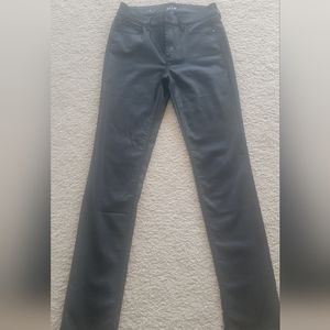 White house black market